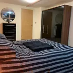Apartment In Old Trafford